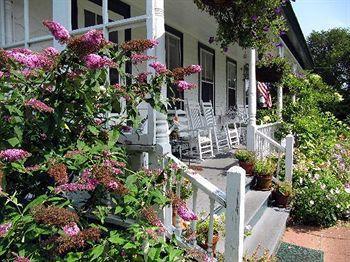 The Island Home InnNew Shoreham エクステリア 写真